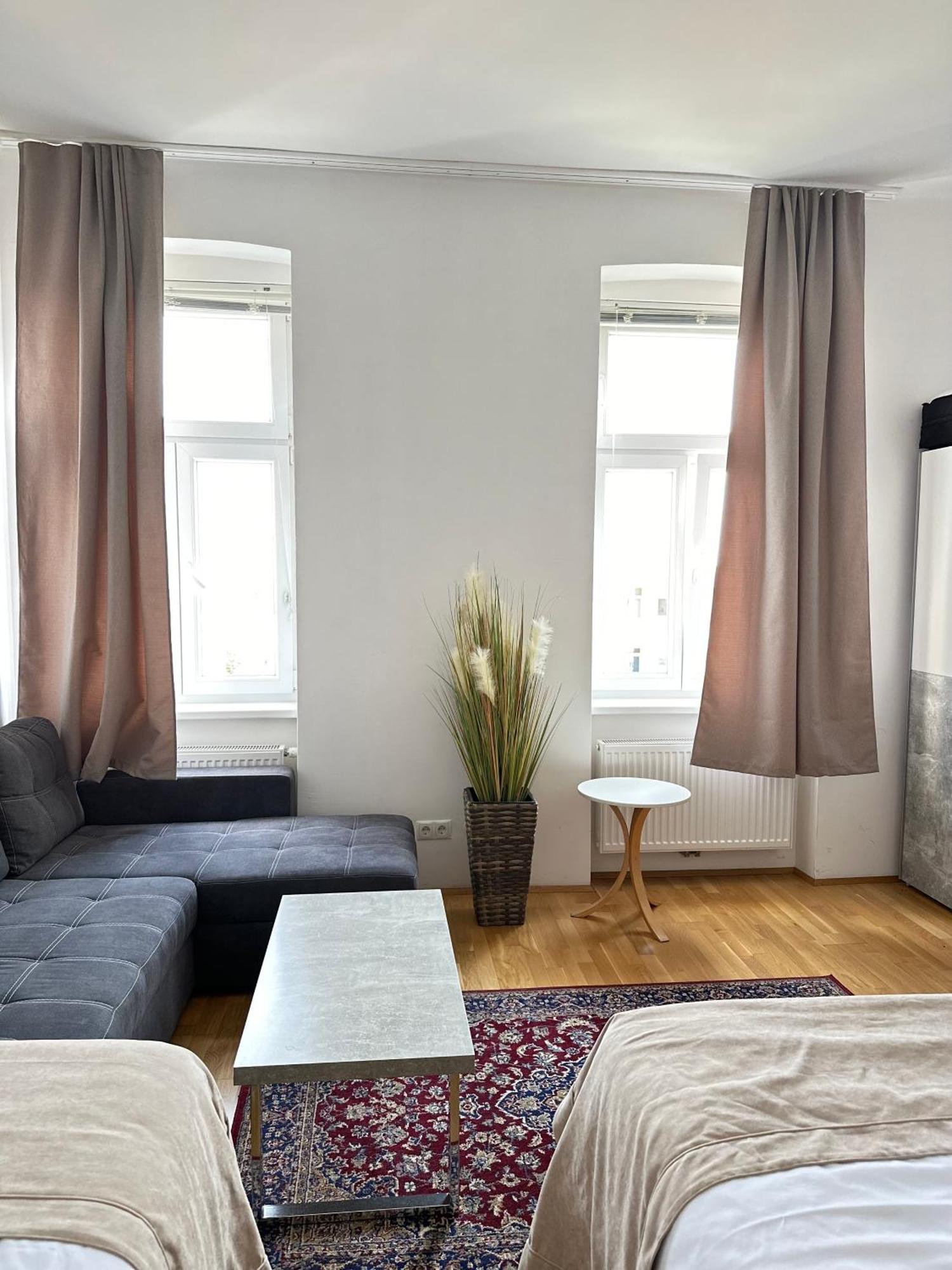 Hisa Lina Appartement Wenen Buitenkant foto