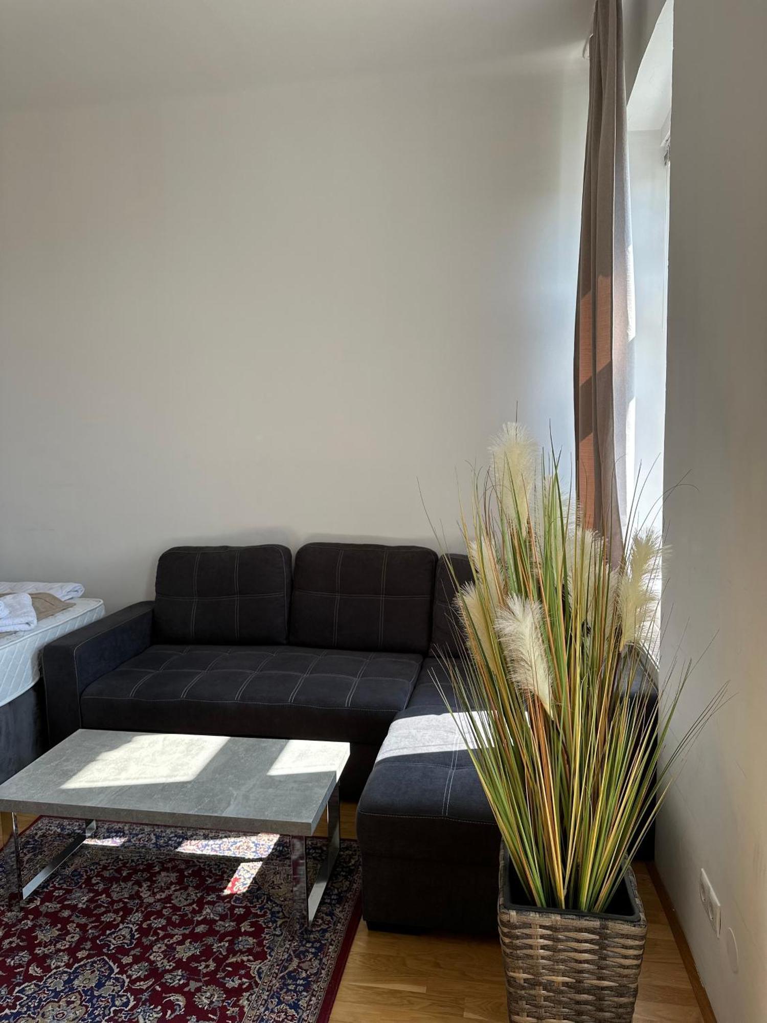 Hisa Lina Appartement Wenen Buitenkant foto